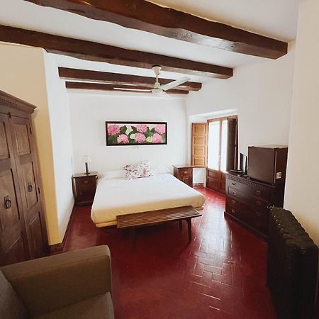 Hotel Casa Del Arte à Simancas Extérieur photo