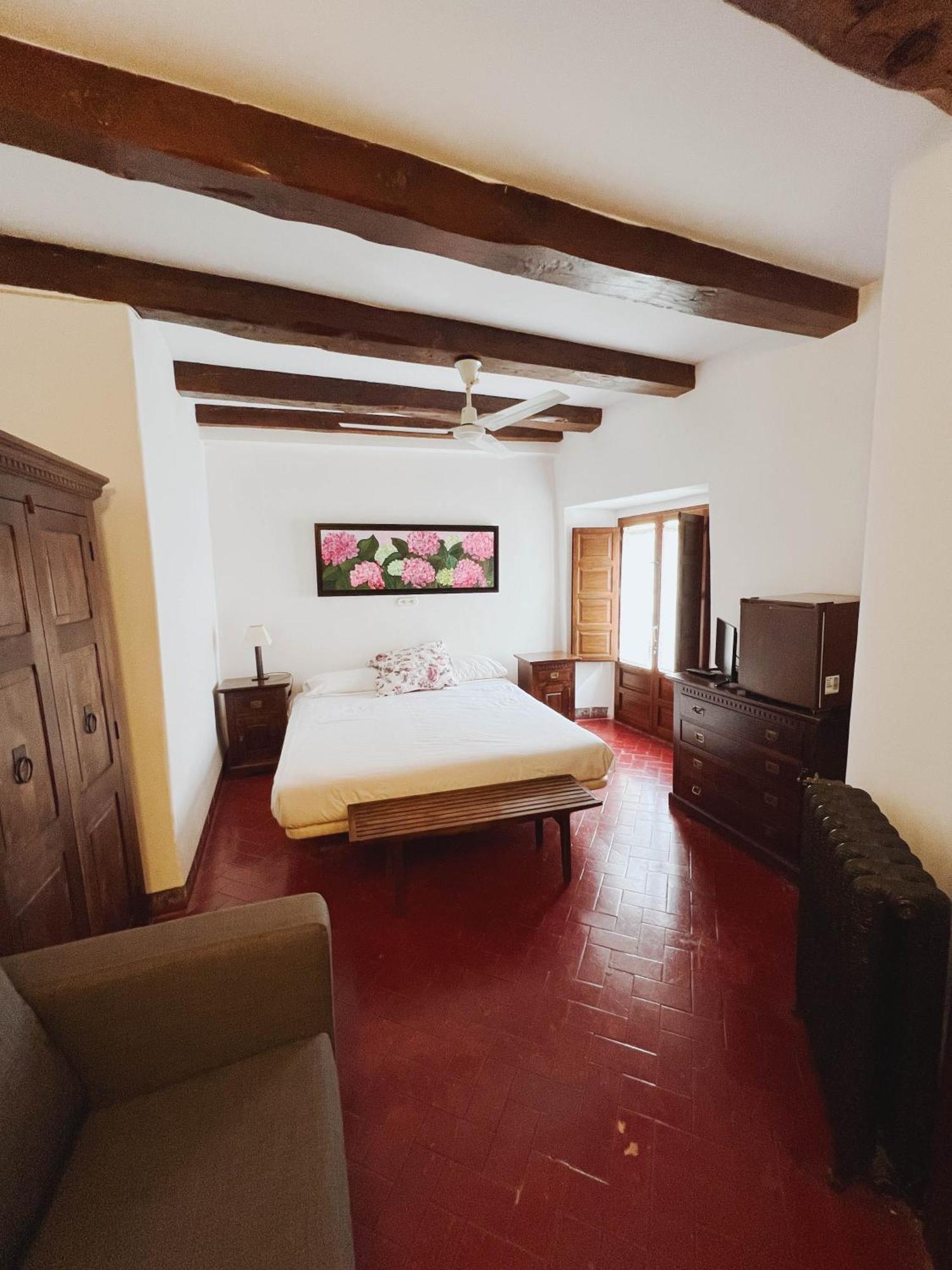 Hotel Casa Del Arte à Simancas Extérieur photo